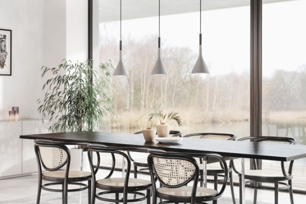 4 Sedie E Sgabelli Thonet